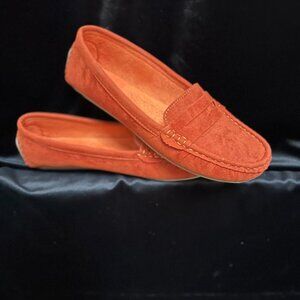 Stylish Women's Loafers Size: 39